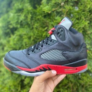 Jordan 5 Satin Bred